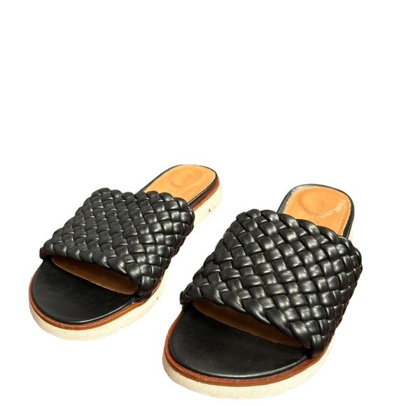 Gentle Souls LAVERN LITE BRAIDED SLIDE SANDAL By Kenneth Cole Size 9 Black - Picture 2 of 16